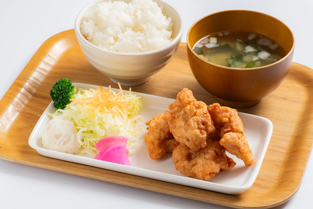 からあげ定食 750円